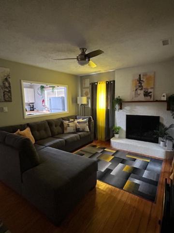 Serene Retreat! 420 Friendly In Designated Area, 3 Minutes To Downtown リッチモンド エクステリア 写真